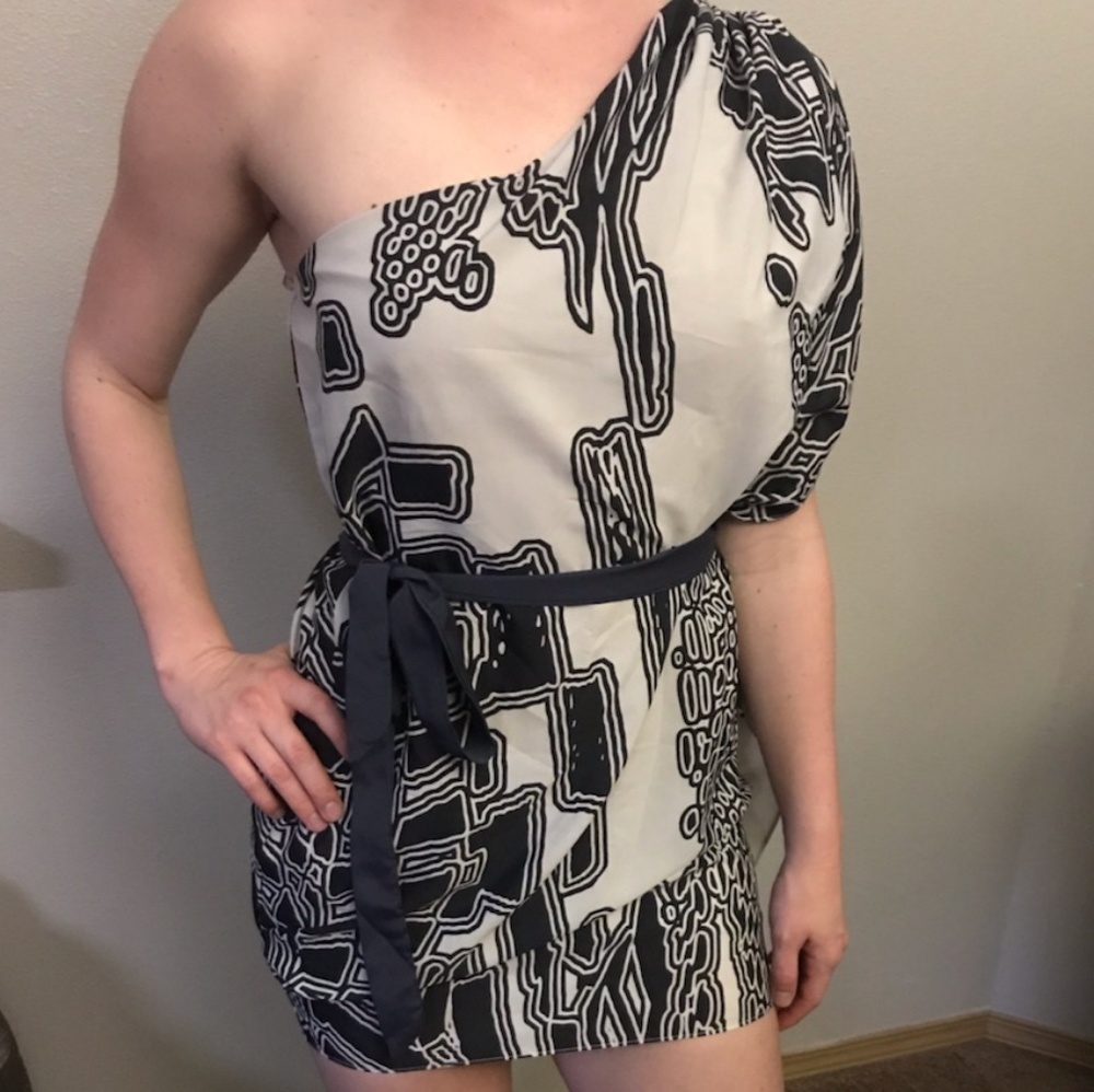 Sleeveless Dress ❤